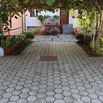 דירה Two-bedroom In