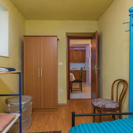 Two-bedroom In פורץ